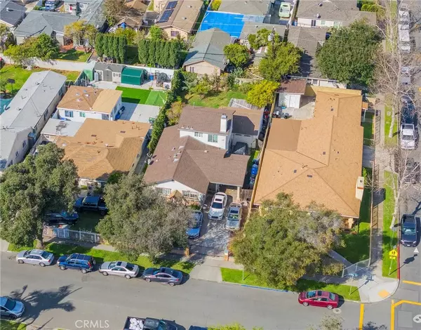 Santa Ana, CA 92707,1206 S Towner Street