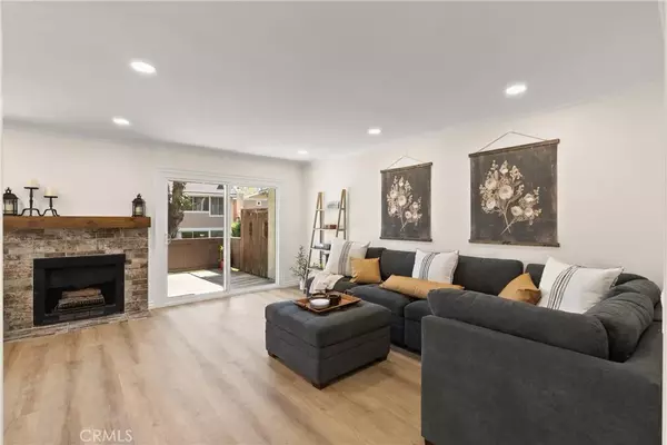 Huntington Beach, CA 92646,18576 Pueblo Circle