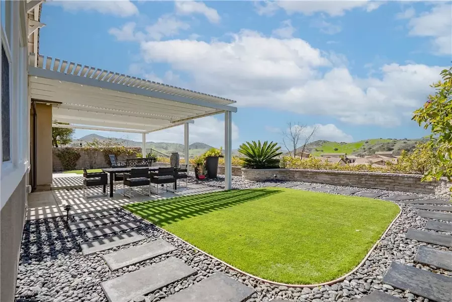 43 Cantar Street, Rancho Mission Viejo, CA 92694