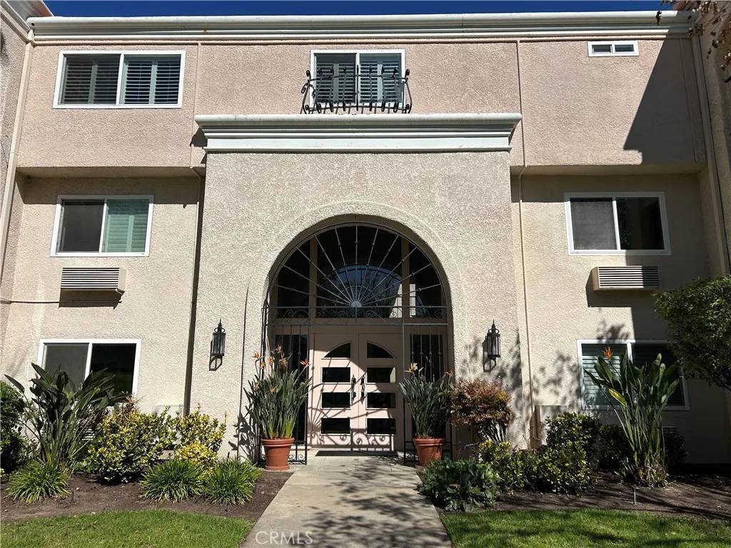 Laguna Woods, CA 92637,5500 W Paseo Del Lago West #3D