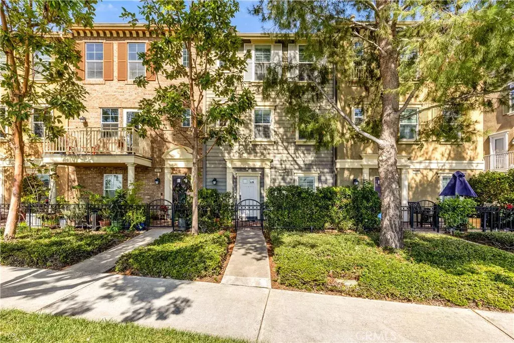 Tustin, CA 92782,1464 Valencia Avenue