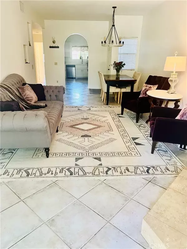 Santa Ana, CA 92704,3710 S Bear Street #90