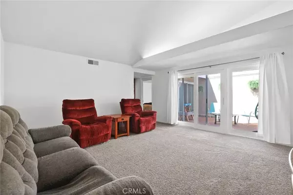 Tustin, CA 92780,1371 Windemere Lane