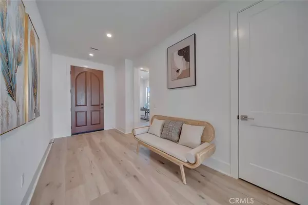 Irvine, CA 92618,316 Brimwood