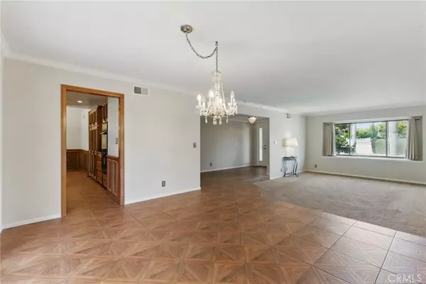 Huntington Beach, CA 92649,17192 Saint Andrews Lane