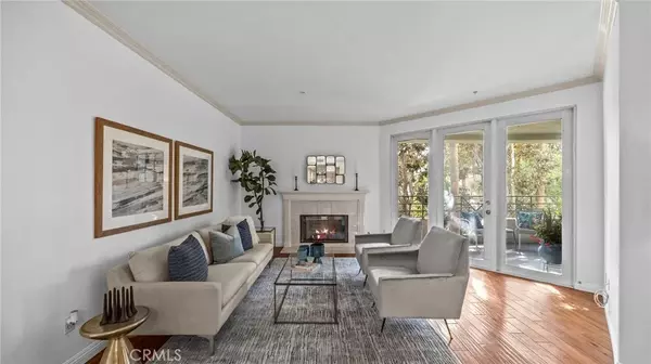 2233 Martin #217, Irvine, CA 92612