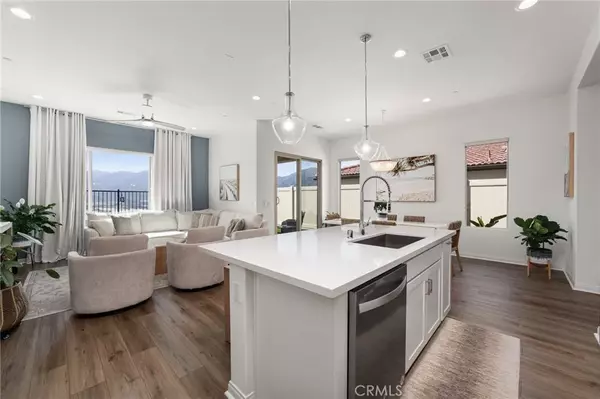 11907 Greenpeak Street, Corona, CA 92883