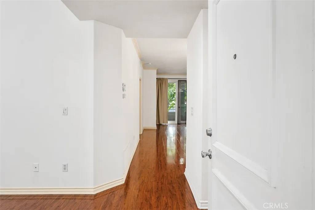 Irvine, CA 92612,2233 Martin #116