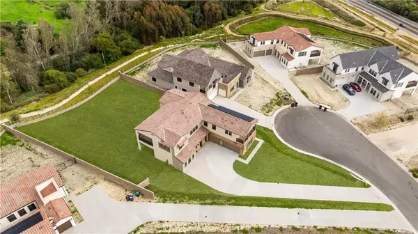 18492 Boulder Bluff, Silverado, CA 92676