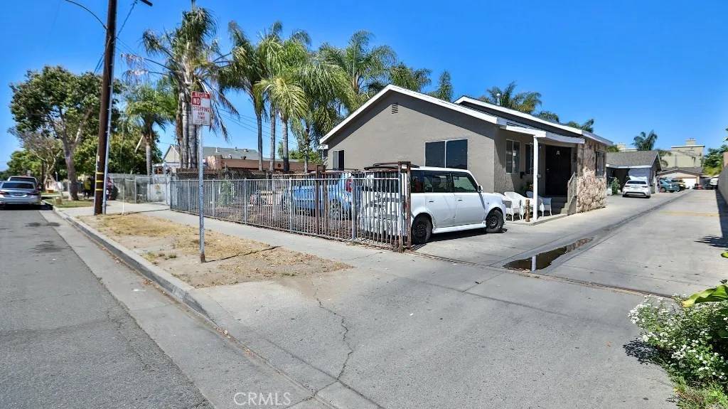 Santa Ana, CA 92703,201 N Susan Street