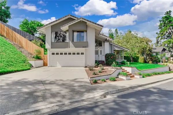 Lake Forest, CA 92630,25422 Shoshone