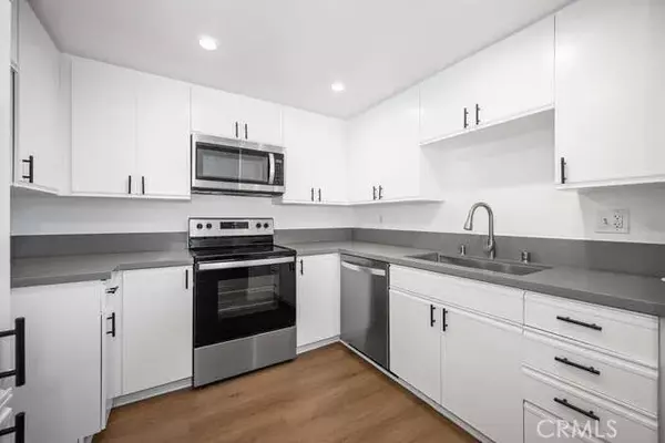 Aliso Viejo, CA 92656,7 Summerwood