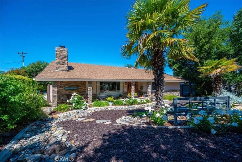 1040 Par Avenue, Paso Robles, CA 93446