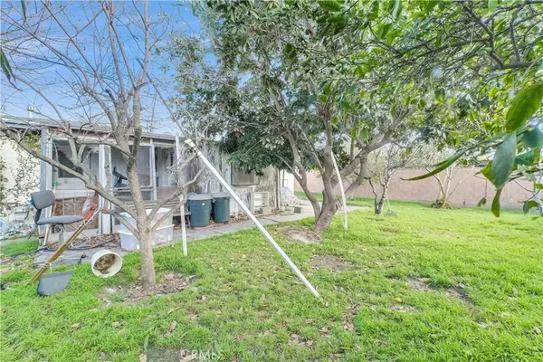 Santa Ana, CA 92704,1914 Center Street