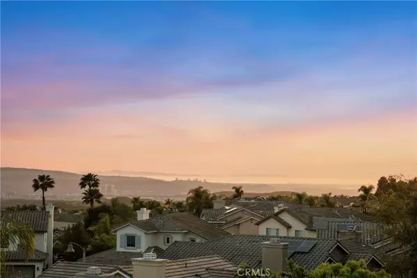 22 Sierra Blanco, Lake Forest, CA 92610