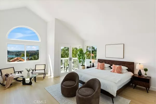 Mission Viejo, CA 92692,22561 Ivy