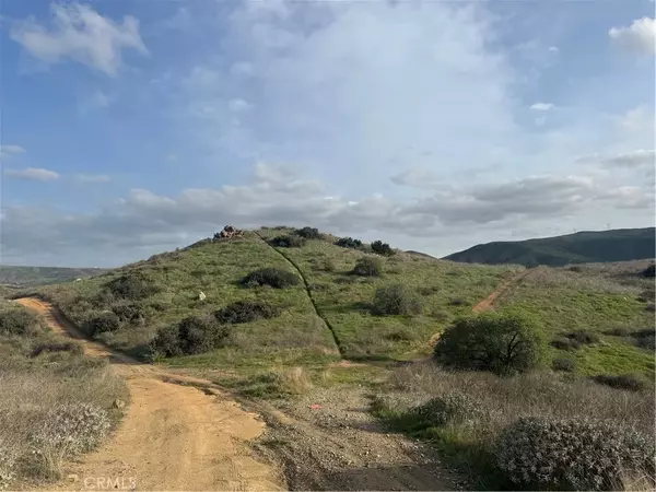 Lake Mathews, CA 92570,2 Dawson Canyon Rd