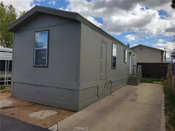 8562 C #35, Hesperia, CA 92345