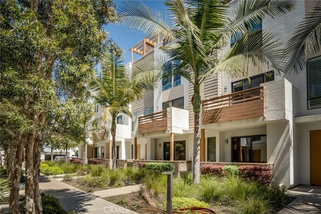 Costa Mesa, CA 92627,1680 Grand View