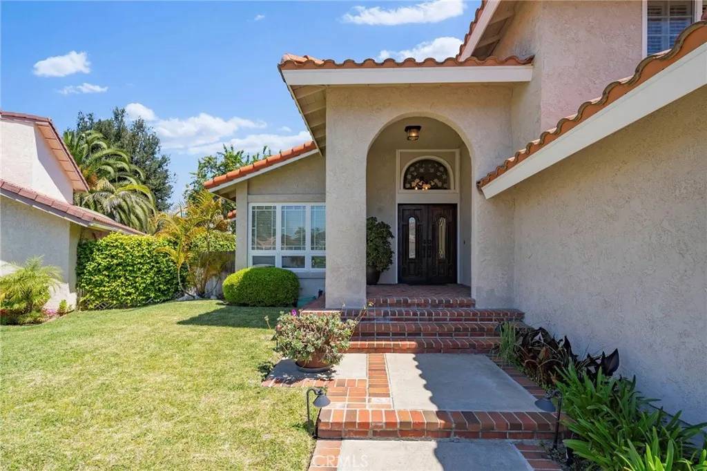 Lake Forest, CA 92630,24951 Avenida Bancal