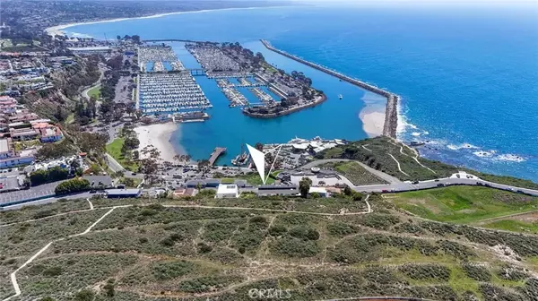 Dana Point, CA 92629,34403 Green Lantern Street #2