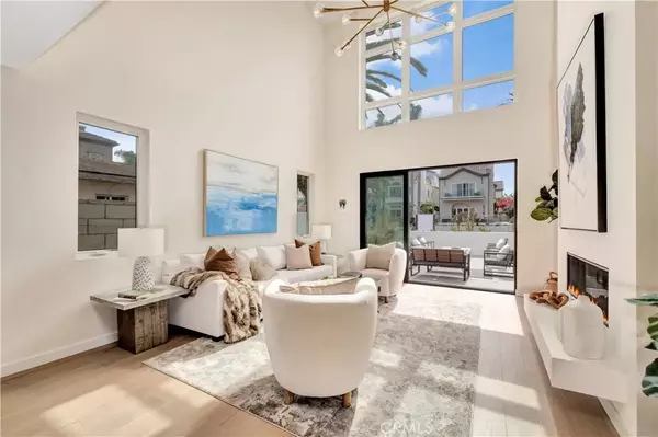 Huntington Beach, CA 92648,607 12th Street