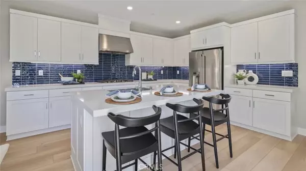 724 Edward Scholle Drive, Camarillo, CA 93010