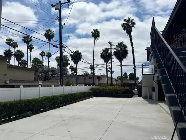 Garden Grove, CA 92843,13052 Rockinghorse Road