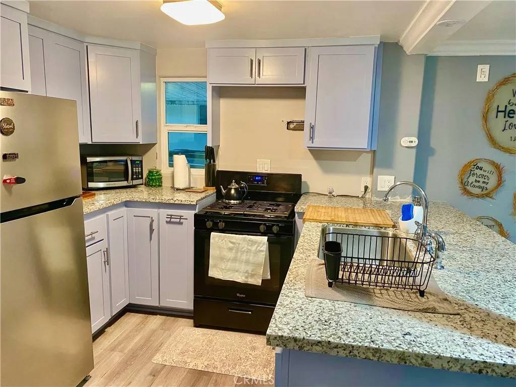 Colton, CA 92324,2250 W. Mill #5