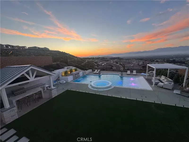 2493 Sierra Bella Drive, Corona, CA 92882