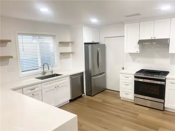 Seal Beach, CA 90740,4681 Ironwood Avenue