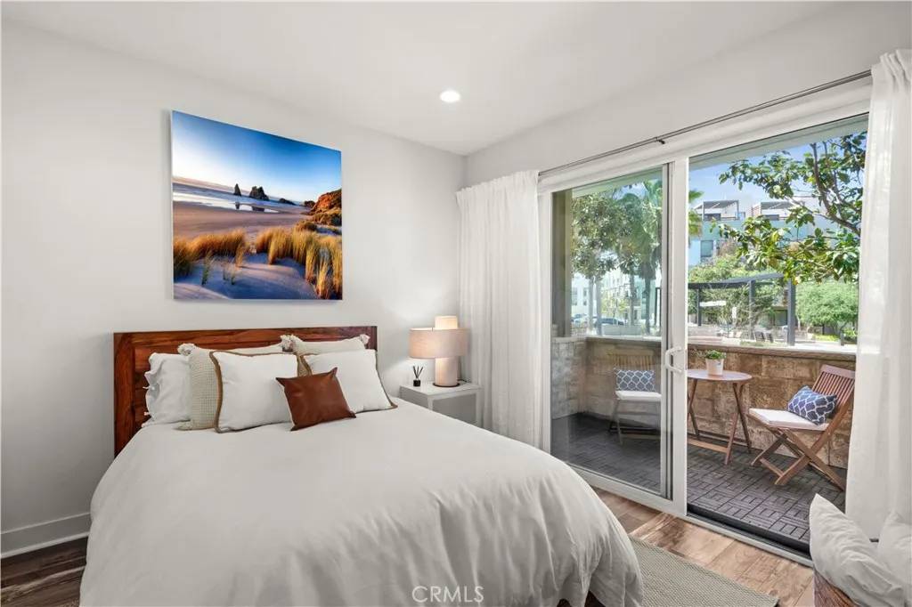 Costa Mesa, CA 92627,1651 Topanga