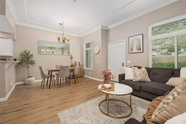 40 Santa Barbara Court, Lake Forest, CA 92610