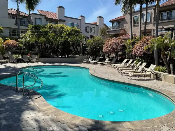 Huntington Beach, CA 92648,19361 Maidstone Lane