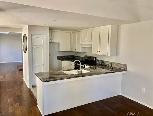 San Clemente, CA 92673,3014 Enrique #98