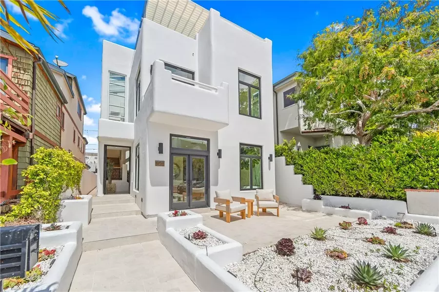 541 4th Street, Manhattan Beach, CA 90266
