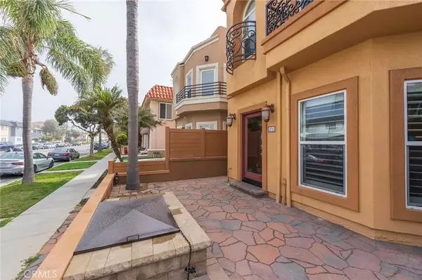 Huntington Beach, CA 92648,206 16th Street