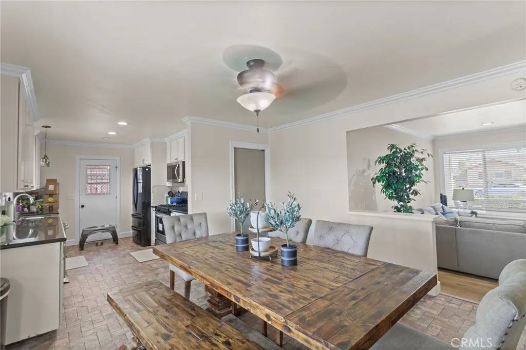 Riverside, CA 92505,10409 Cochran Avenue