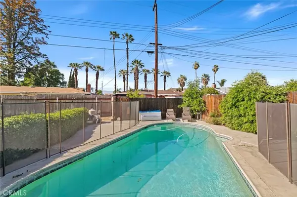 Riverside, CA 92505,10409 Cochran Avenue