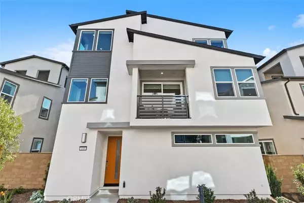 Irvine, CA 92618,145 Sora