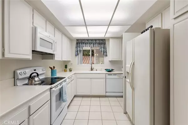 Laguna Woods, CA 92637,3355 Monte Hermoso #N
