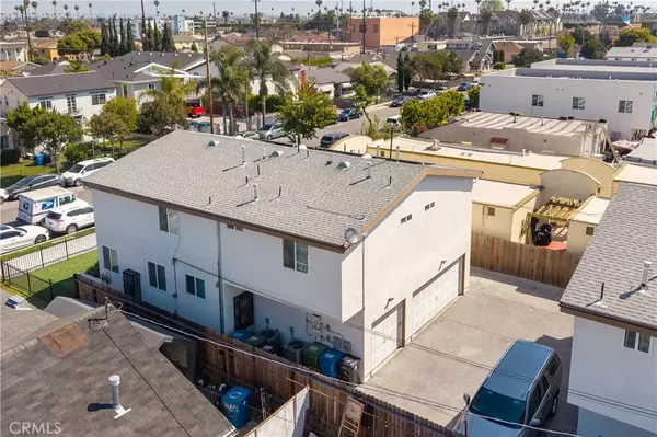 Los Angeles, CA 90044,632 W 79th Street