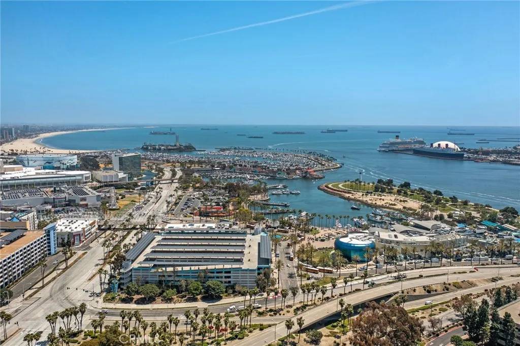 400 W Ocean Boulevard #1202, Long Beach, CA 90802