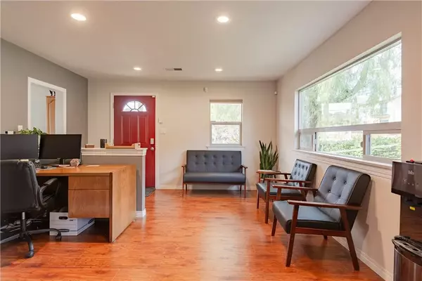 Fallbrook, CA 92028,140 W Hawthorne Street