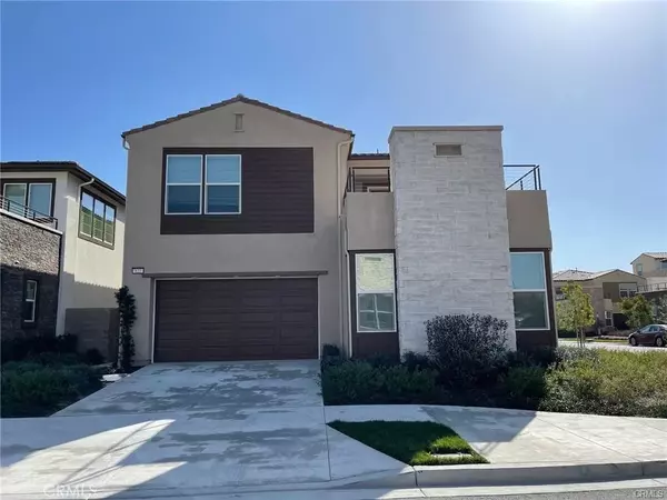 Irvine, CA 92618,127 Swift