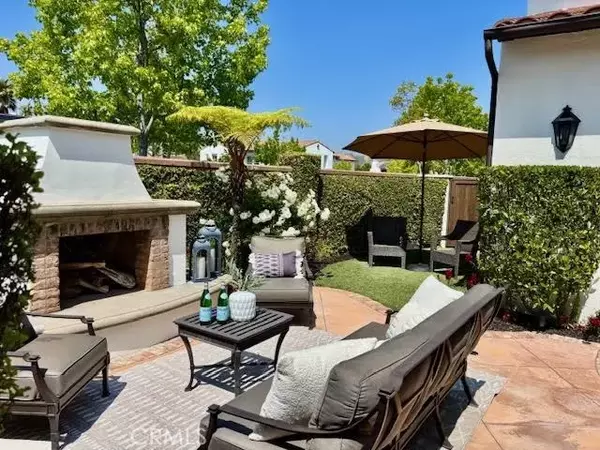 Ladera Ranch, CA 92694,2 Markham Lane