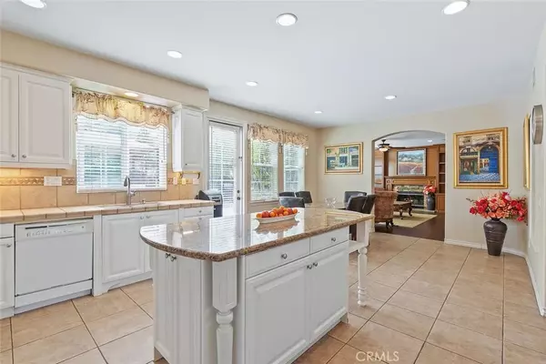 Irvine, CA 92602,28 Malibu