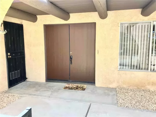 Apple Valley, CA 92307,19689 Roanoke Road