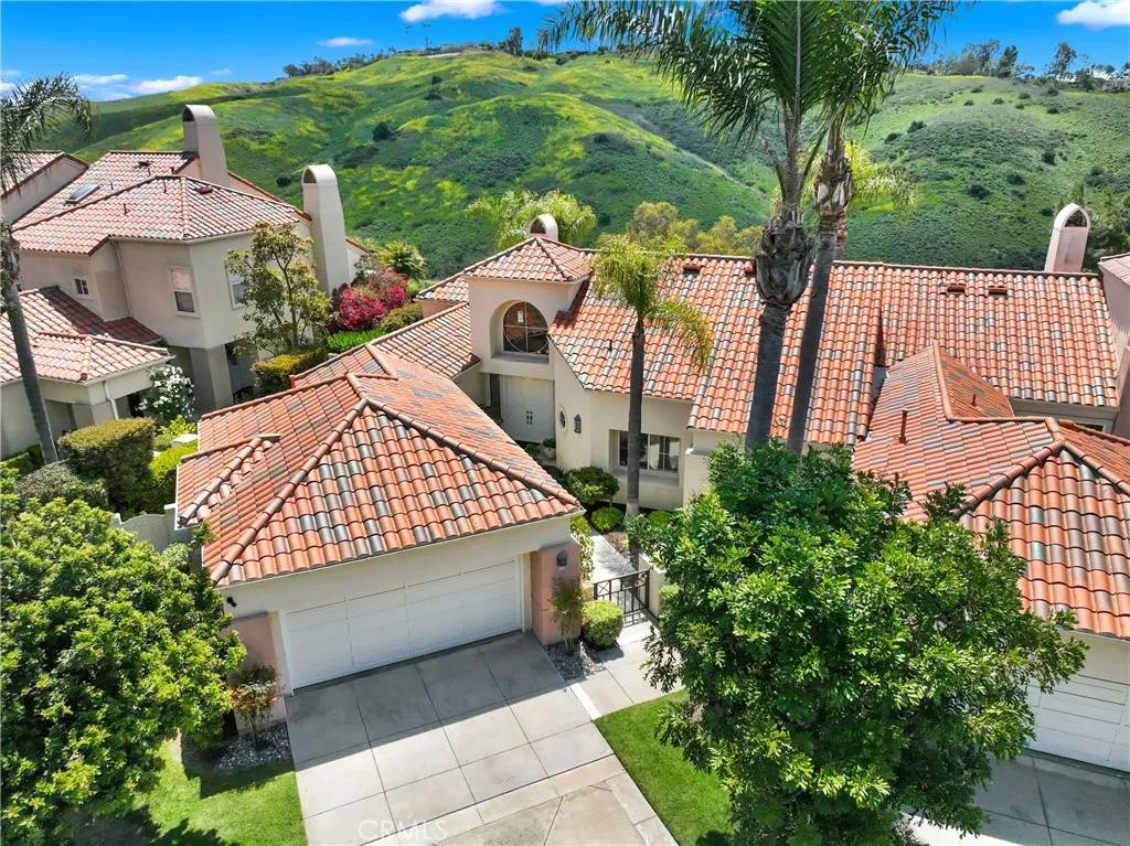60 Pienza,  Laguna Niguel,  CA 92677