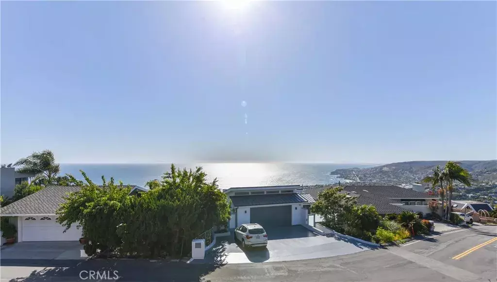 Laguna Beach, CA 92651,1220 Ensenada Avenue